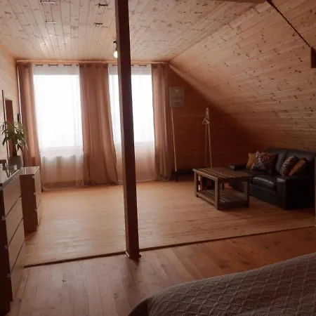 Susanna Neu Mit Netflix Traveller Awards 2025 * Bruchweiler