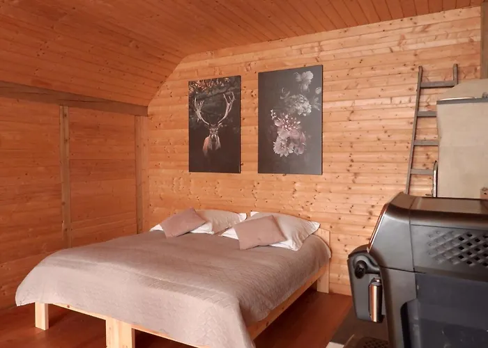 Lodge Susanna Neu Mit Netflix Traveller Awards 2025 *